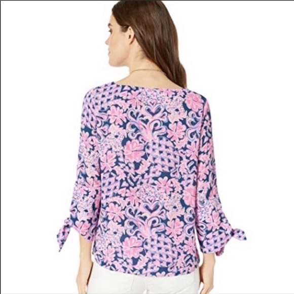 Lilly Pulitzer Langston in Indigo Love You Bunches - Picture 3 of 11